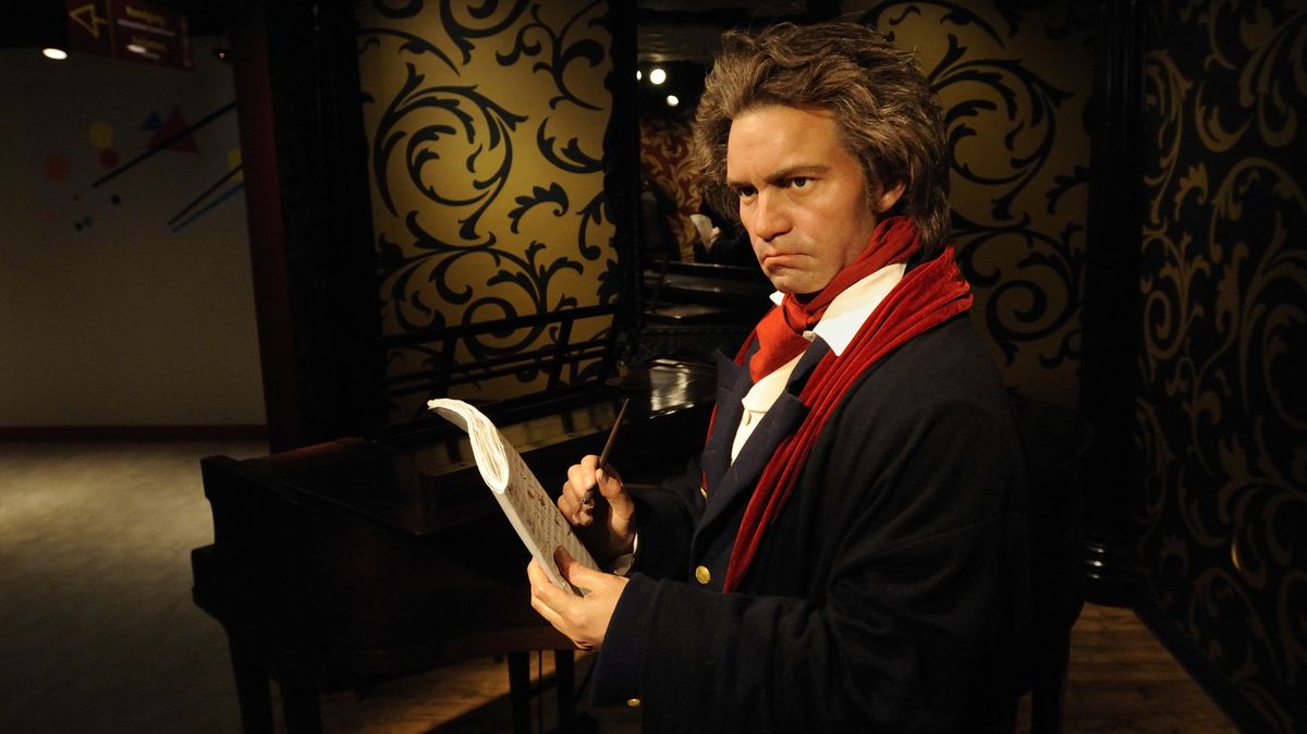 Beethovenovy problémy s játry nezpůsobil jen alkohol, ukázala analýza DNA